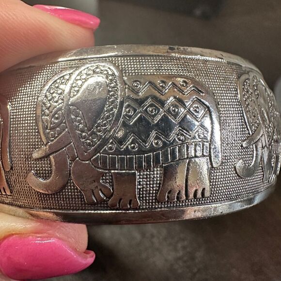 Vintage silver plated thai elephant cuff bracelet! - Picture 6 of 11